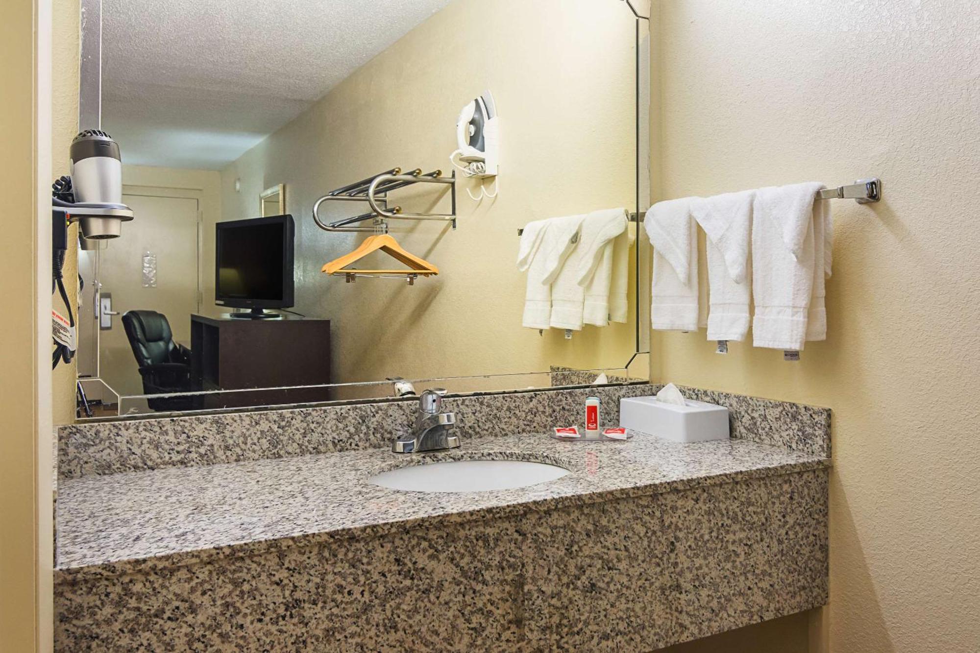 Econo Lodge Research Triangle Park Durham Zewnętrze zdjęcie
